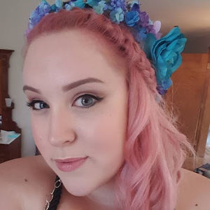 Meet your Posher, Whitney